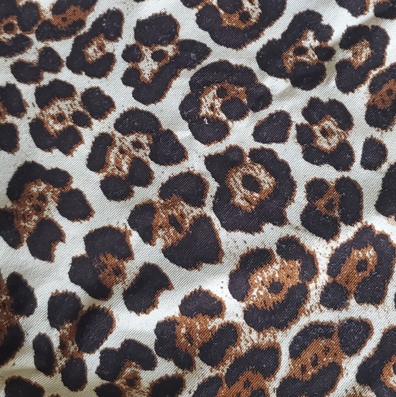 Michael Kors Leopard Midi Skirt - Picture 7 of 8